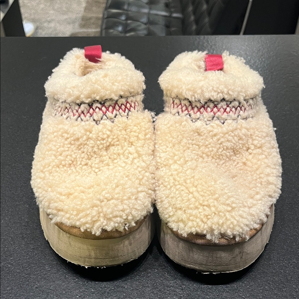 UGG Tazz Braid Natural size US 9